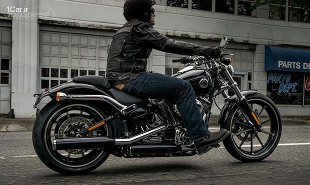 بررسی موتورسیکلت هارلی دیویدسون Softail Breakout مدل 2015